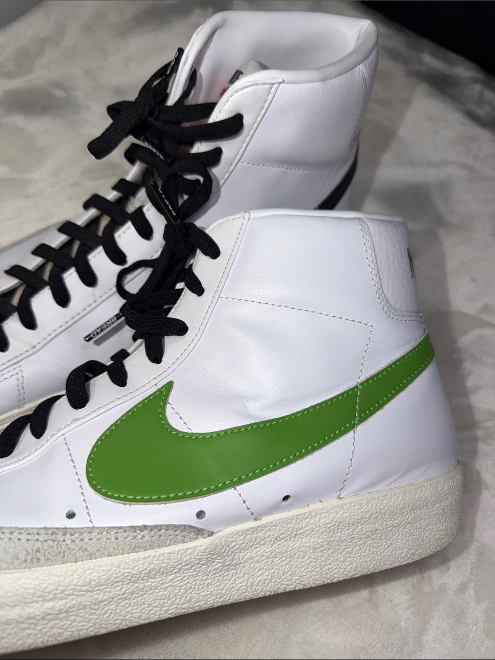 Nike Blazer Mid ’77 Vintage White Black Green High Top Sneakers Size 11.5 - Picture 6 of 7